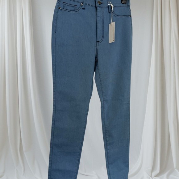 High waisted stretchy jeans multiple sizes, light blue - Picture 7 of 8